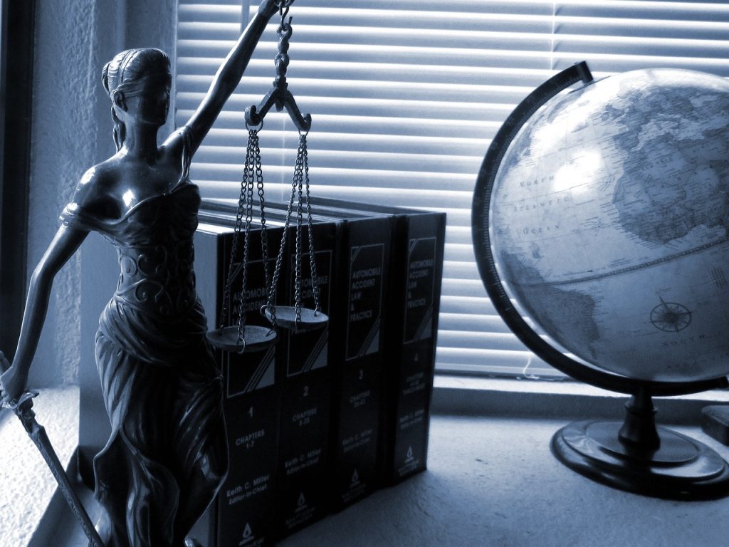 lady-justice-2388500_1280 Law News | Kennedys strengthens aviation team in Singapore