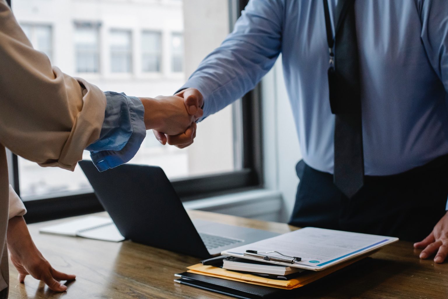 pexels-sora-shimazaki-5673488 (1) Law News | Thomson Snell & Passmore counsels US based, Private Equity backed Uptime Institute Holdings LLC on its acquisition of UK based Academia Group Limited
