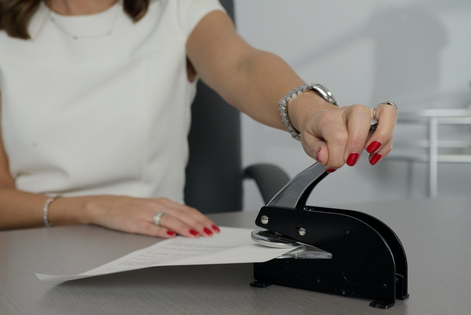 Who Gets What? Understanding How Assets Are Divided in a UK Divorce