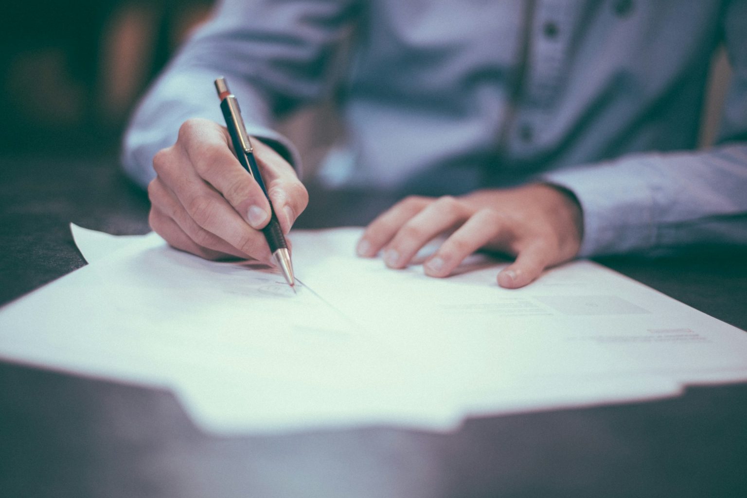 scott-graham-OQMZwNd3ThU-unsplash (11) Legal compliance