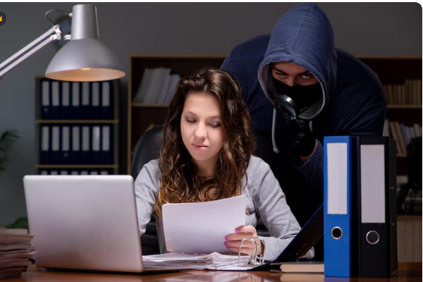 Law News | Hartford Is Fighting to Avoid Paying for the Data Axle Privacy Class Action , The Argument Is Interesting Hartford Is Fighting to Avoid Paying for the Data Axle Privacy Class Action