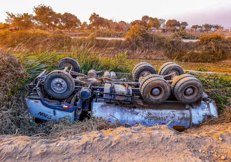 Law News | Top Driver Errors That Cause Big Truck Accidents