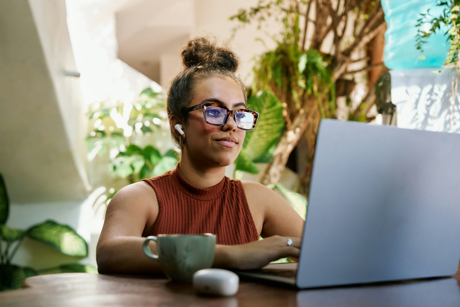 molly-the-cat-qP_ezdWEQEs-unsplash (1) Law News | Remote Operations and the Future of Borderless Legal Briefings