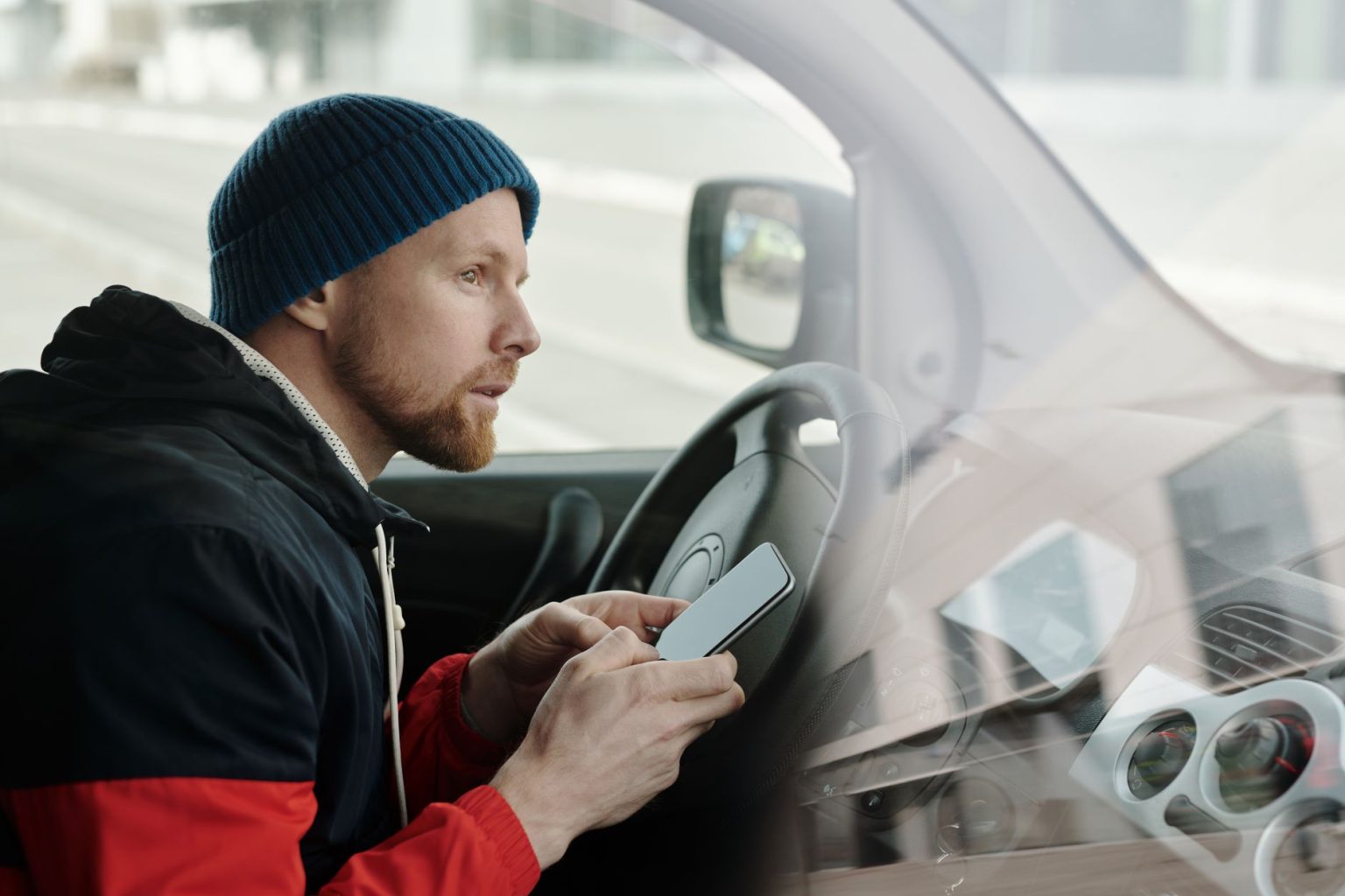 in-car-phone-laws-uk Law News | Hands-Free and Road-Legal: What UK Drivers Need to Know About In-Car Phone Laws in 2026